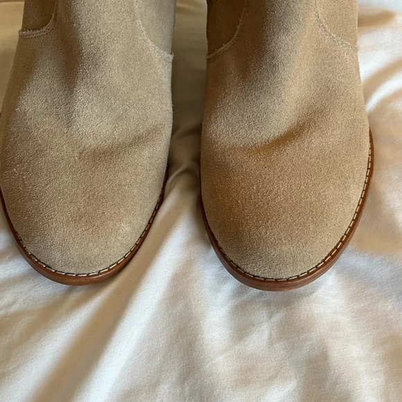 Joie Dalton Suede Western
Bootie Leather Size
EUR 40 size 10 US IN TAUPE Cement - Picture 14 of 16